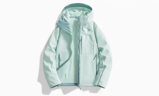 Benefits of Outdoor Coats for Winter Adventures