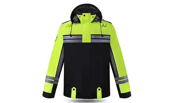 Best Men's Winter Work Jackets for Protection in Cold Conditions