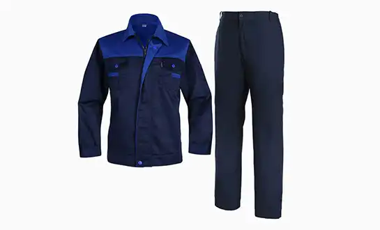 Work Clothing vs Casual Wear: Which is More Practical for Winter?