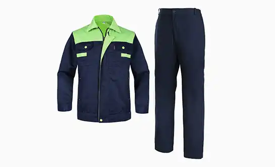 Essential Work Clothing for Winter: Layers for Ultimate Comfort